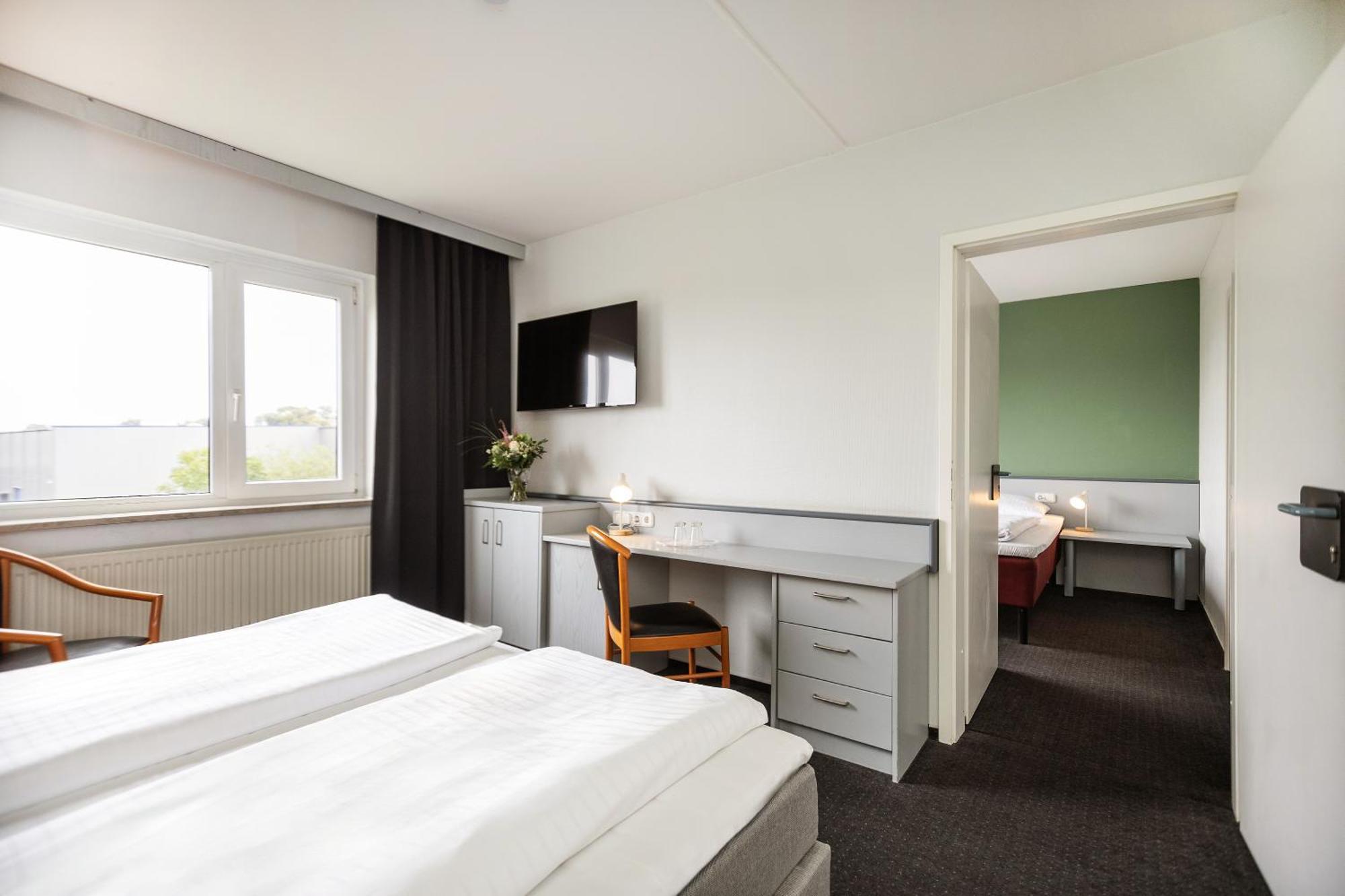 Hotel Good Morning + Bad Oldesloe Exterior foto