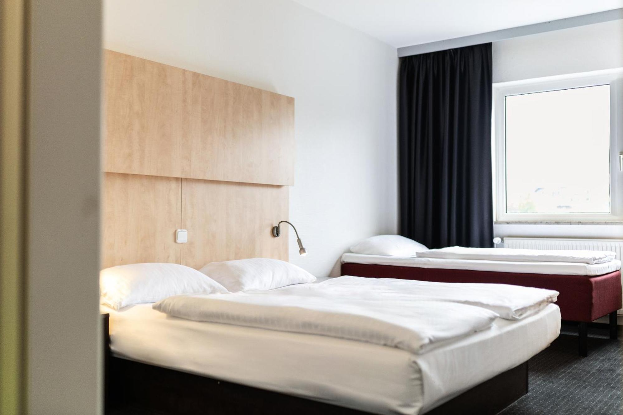 Hotel Good Morning + Bad Oldesloe Exterior foto